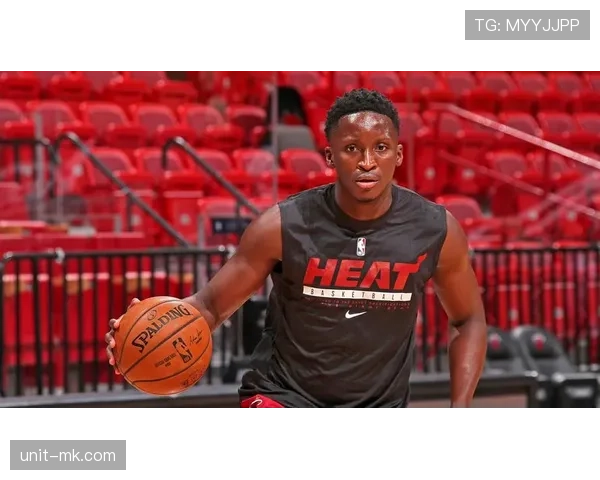 朗尼克展望新赛季:重塑球队战斗力与团队精神 朗尼克展望新赛季:重塑球队战斗力与团队精神